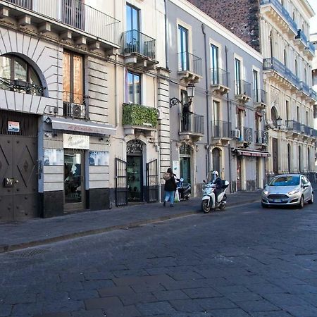 Central Home Catania By Sicily In Home Exterior photo