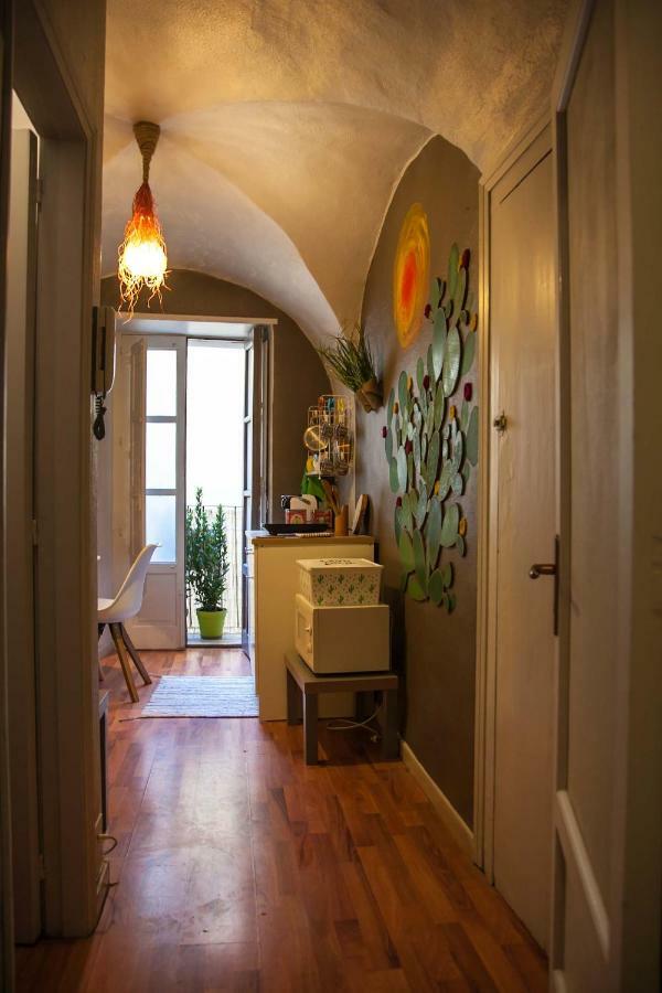 Central Home Catania By Sicily In Home Exterior photo